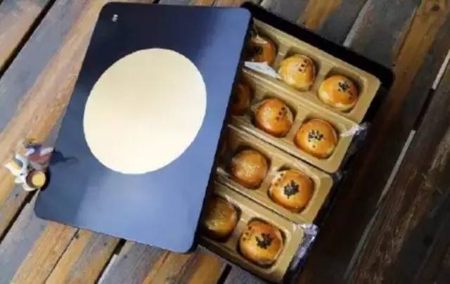 中秋節到了，互聯網公司月餅禮盒包裝設計大揭秘！